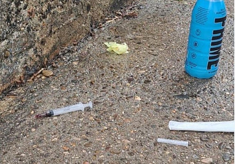 Quejas por la apertura de los comercios el Día de La Rioja, en el Teléfono del Lector